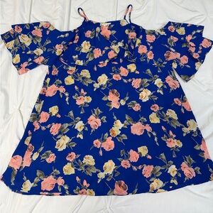 1.4.3 Story by Lineup Floral Cold Shoulder Top